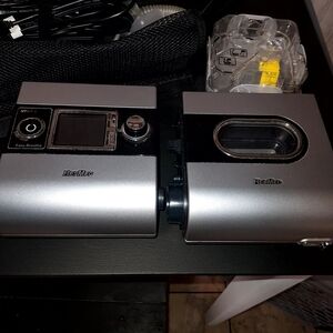 ResMed S9 Silver and Black Vpap Machine For Sleep Apnea.